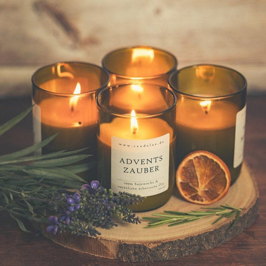 Adventszauber Duftkerze – Handgefertigte Sojawachskerze – 250g – Winterlicher Duft mit Blutorange Zimt & Lavendel – Nachhaltige Kerze im Upcycling-Glas