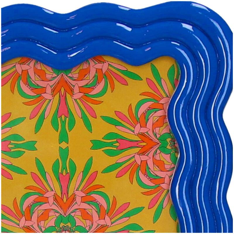 Fotorahmen Gebogenes Polyresin Blau – Moderner, geschwungener Bilderrahmen – Stilvolle Dekoration für Sideboard, Nachttisch & Regal – Zeitloses Wohnaccessoire