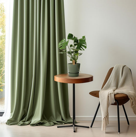 Monstera Deliciosa – Schweizer Käsepflanze – Zimmerpflanze ca. 60cm hoch – Ø21cm – Tropische Blattschmuckpflanze mit Luftreinigender Wirkung – Pflegeleicht & dekorativ