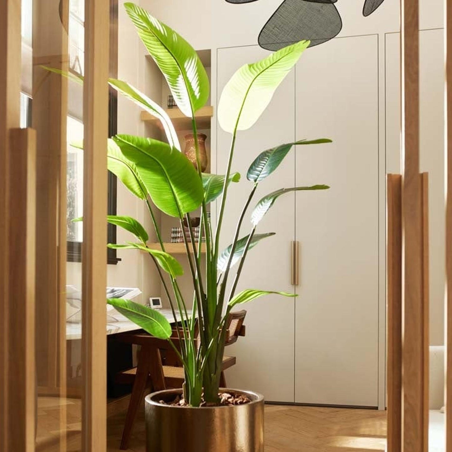 Strelitzia nicolai – 180cm – Kunstpflanze im schwarzen Topf – XXL Deko-Pflanze für Innenbereich – tropische Banane