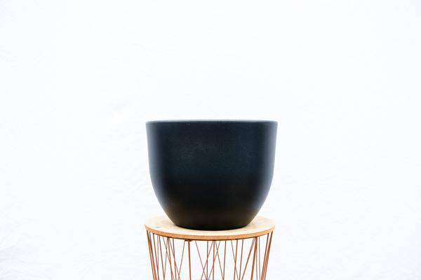 Topf Eggy Anthrazit – D55 x H43 – Moderner Pflanzkübel in Eiform – Eleganter Blumentopf für Innen- und Außenbereiche – Stilvolle Dekoration für Garten, Terrasse & Wohnzimmer