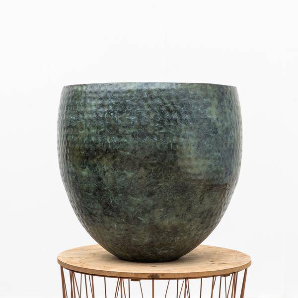 Pflanztopf Fabien – Mystic Green – Moderner Blumentopf in Betonoptik – Mit Wasserablauf – Für Innen & überdachte Außenbereiche – Eleganter Dekotopf für Zimmer- & Kübelpflanzen