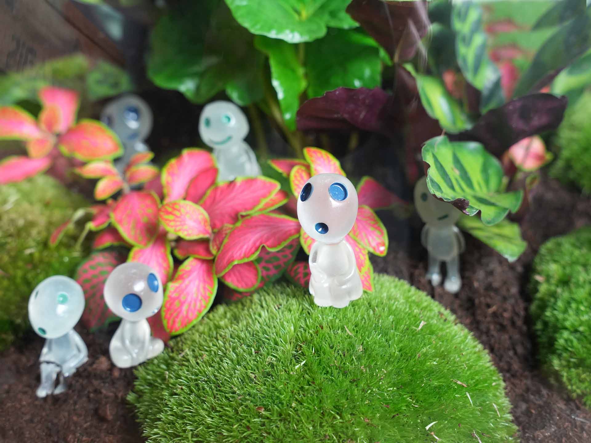 Glow In The Dark Planthero’s - 10Pcs - 3Cm 