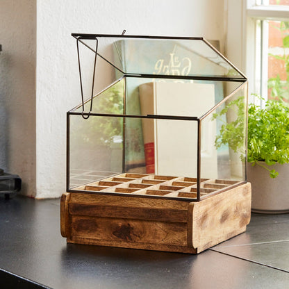 Hochwertiges Anzuchthaus mit 16 Fächern 