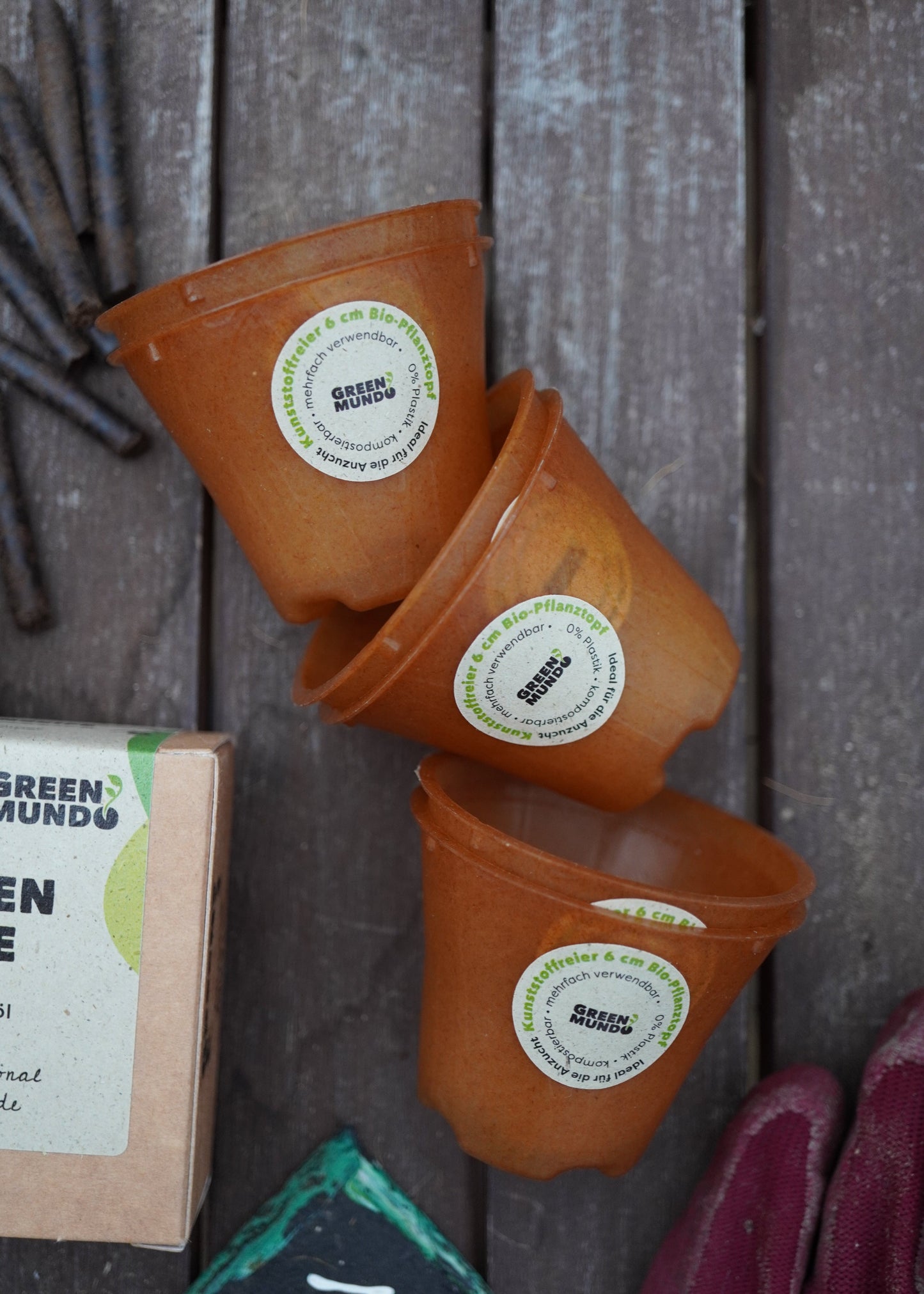Bio-Pflanztopf 6cm plastikfrei – Kompostierbarer Anzuchttopf aus nachwachsenden Rohstoffen – Für Kräuter, Gemüse & Jungpflanzen – Mini TOPFI hellbraun