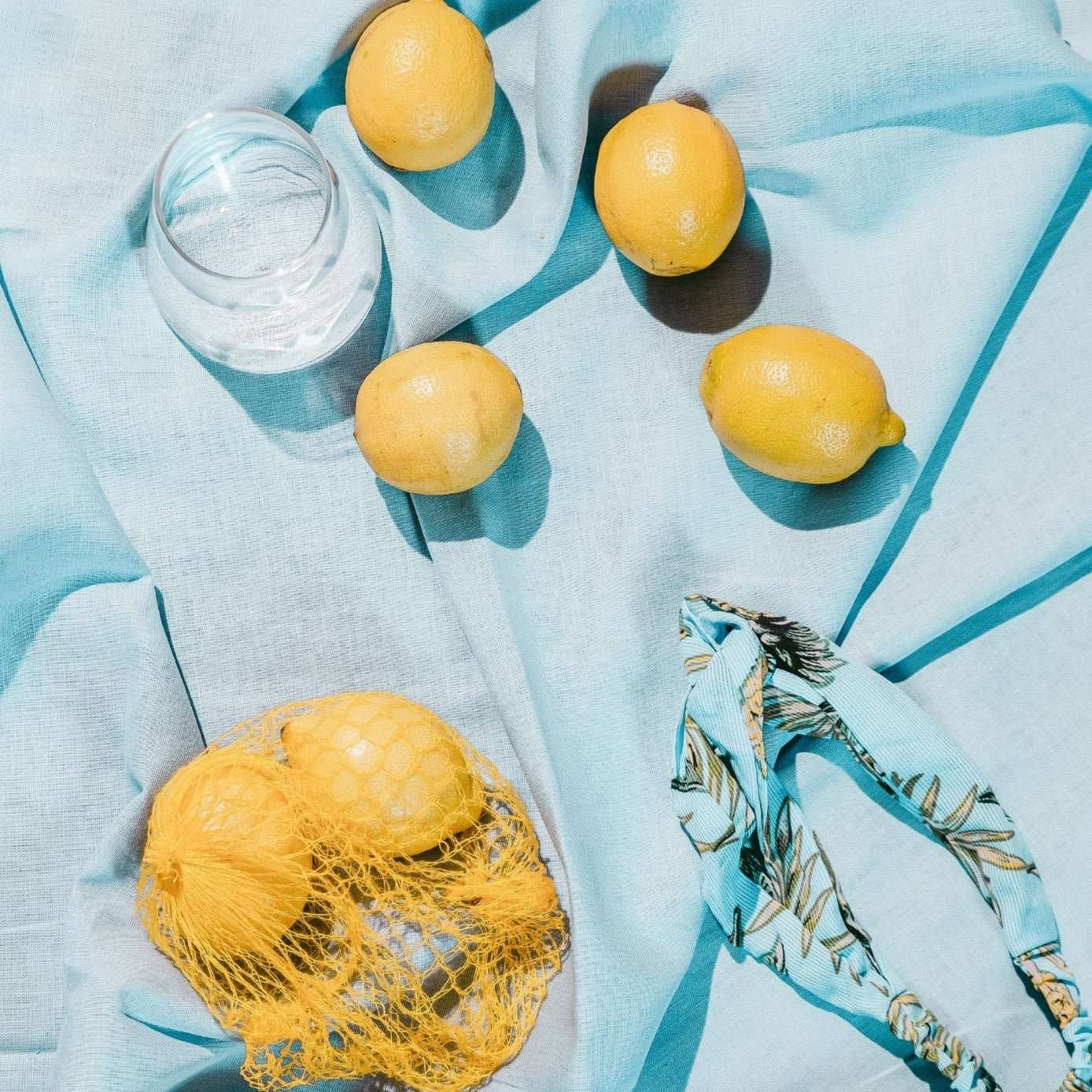 Duftkerze Endless Summer – Sommerduft Kerze aus Sojawachs – 170ml – Frisch & sonnig mit Bergamotte Zitrone Rose & Moschus – Aromakerze im Glas