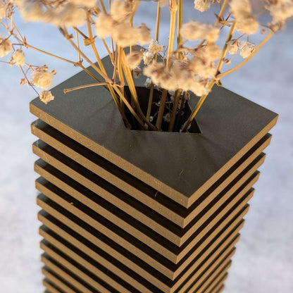 Nado Vase Black Walnut – Design-Vase aus PLA-Wood – 3D-Druck Vase in Holzoptik – Moderne Dekovase für Trockenblumen – Nachhaltiges Wohnaccessoire