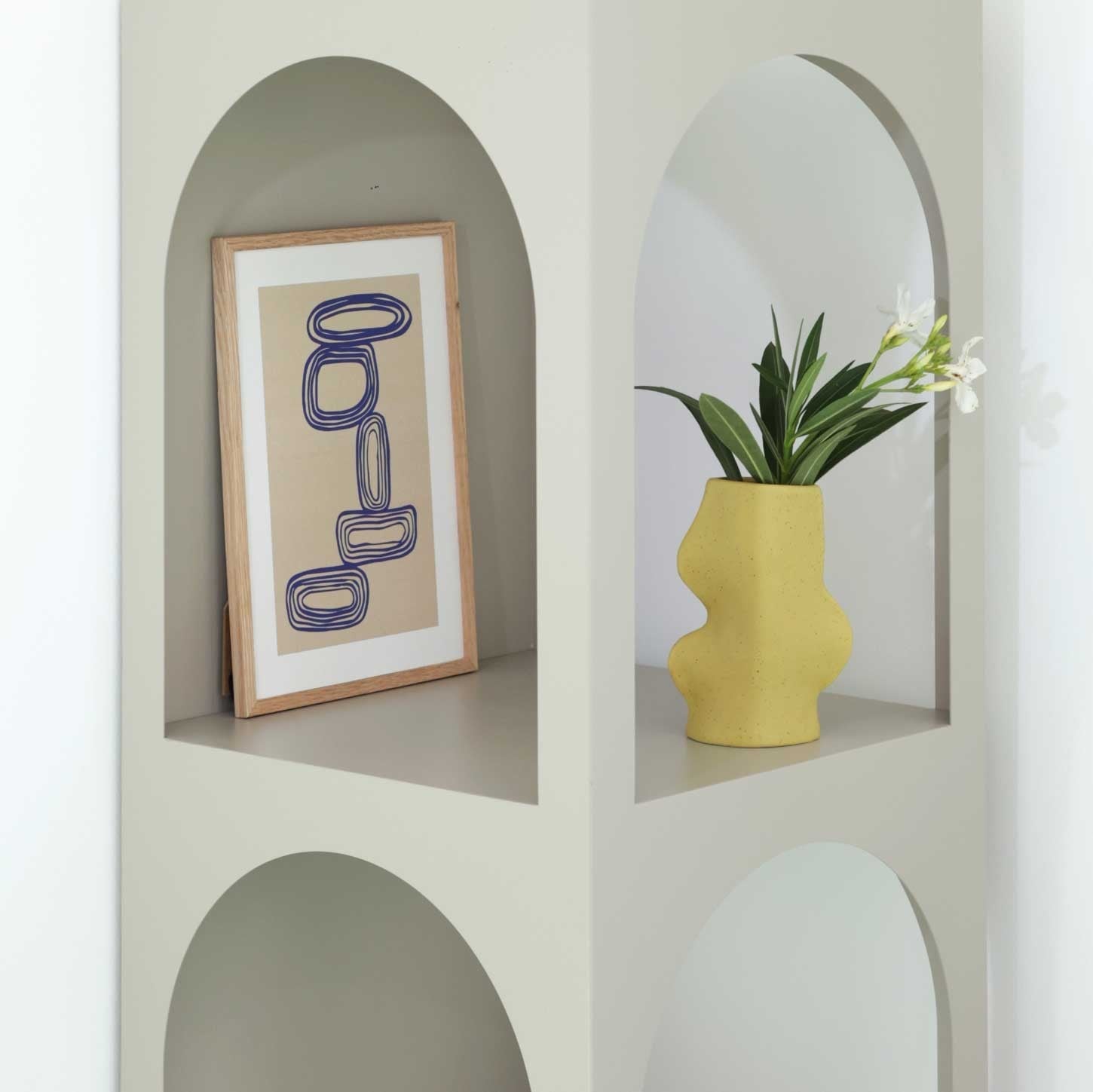 Fluxo Ceramic Vase Medium - Pistachio 